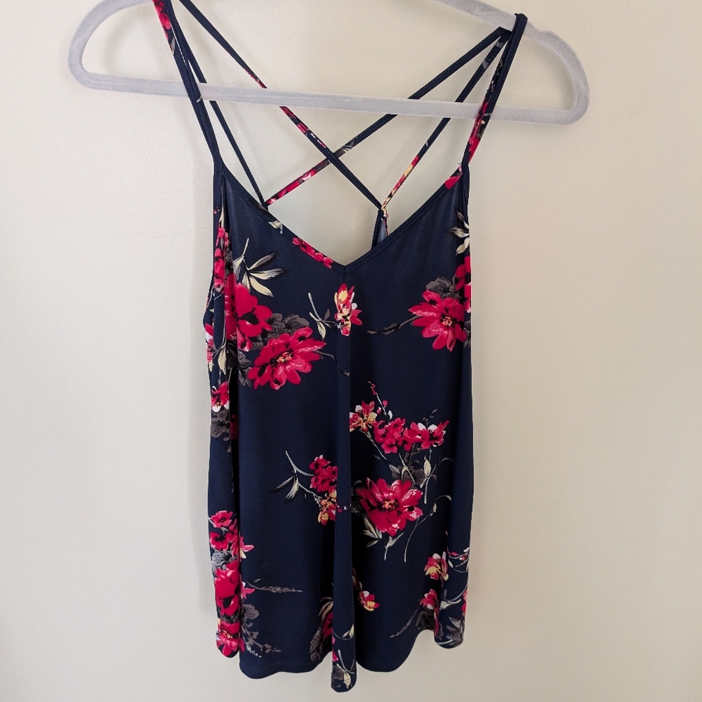 Women's Top, Size L